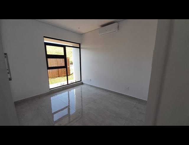 3 BEDROOM FREEHOLD FOR SALE IN SIBAYA PRECINCT